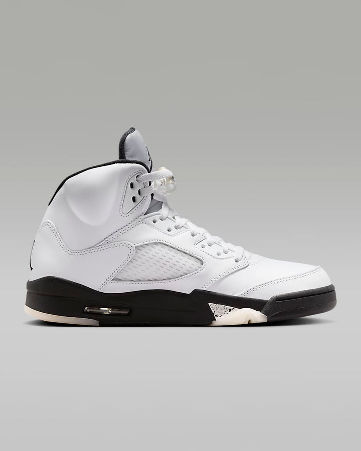 Air Jordan 5 Retro "White and Black"
Men's Shoes